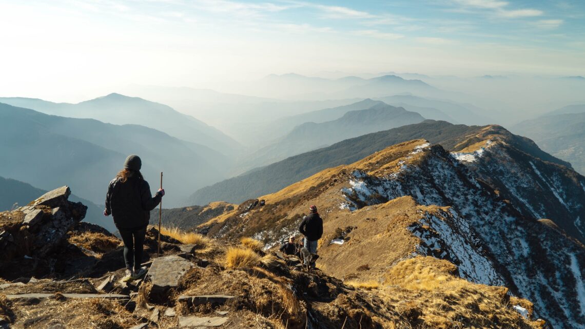 Ubezpieczenie turystyczne w góry – jak wybrać polise na wyjazd w góry